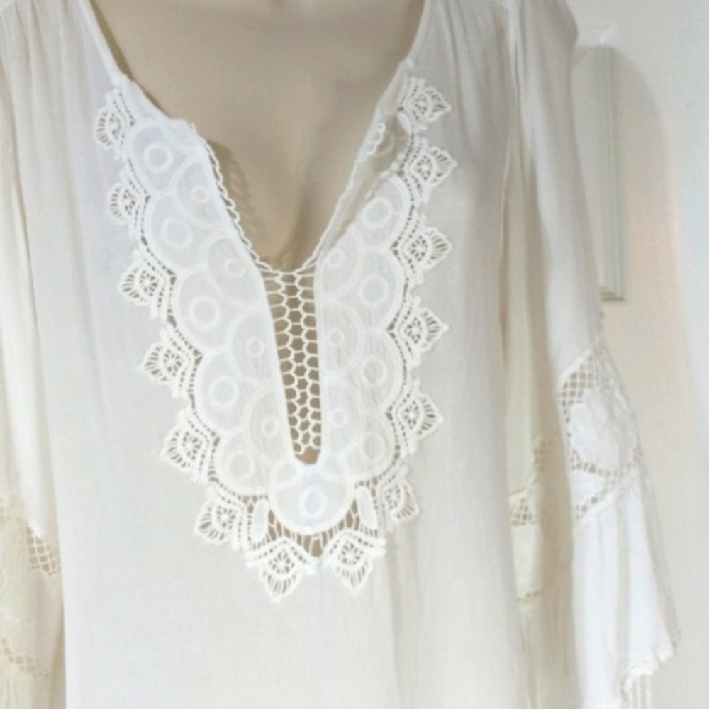 L Space Boho white sheer top P2P-"17 shoulder to hem 29" EUC - Picture 3 of 4